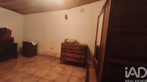 Moradia T3 para Venda em Oliveira do Hospital e São Paio de Gramaços