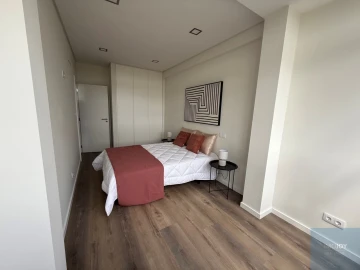 Apartamento T3 para Venda em Benfica
