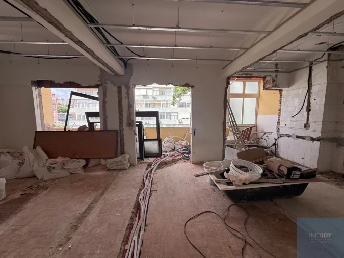 Apartamento T3 para Venda em Benfica Foto 2