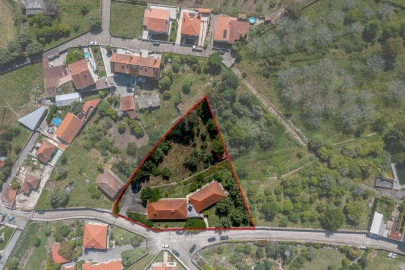 Moradia T4 para Venda em Cardielos e Serreleis