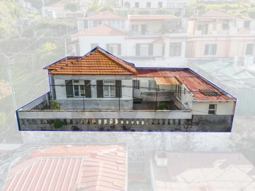 Moradia T2 para Venda em Funchal (Santa Maria Maior)