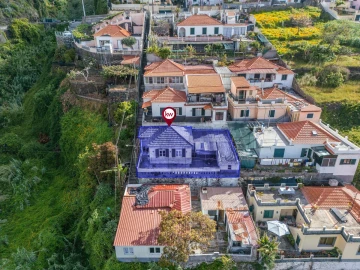 Moradia T2 para Venda em Funchal (Santa Maria Maior)