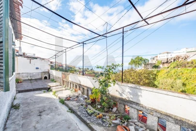 Moradia T2 para Venda em Funchal (Santa Maria Maior)