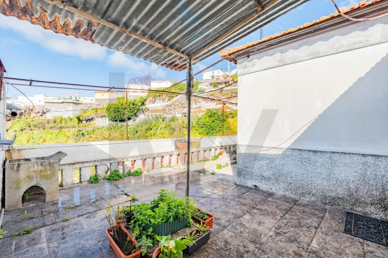 Moradia T2 para Venda em Funchal (Santa Maria Maior) Foto 35