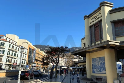 Apartamento T4 para Venda em Funchal (Se)