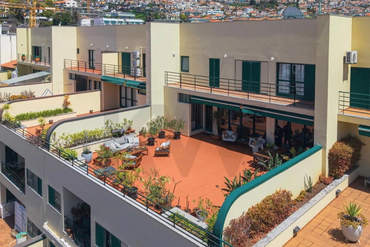 Apartamento T4 para Venda em Funchal (Se) Foto 2