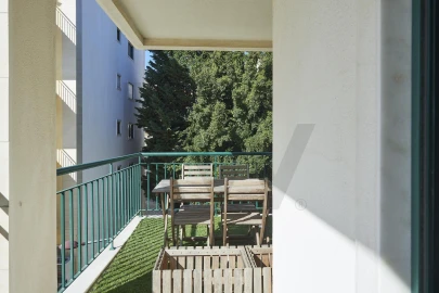 Apartamento T2 para Arrendamento em Carcavelos e Parede