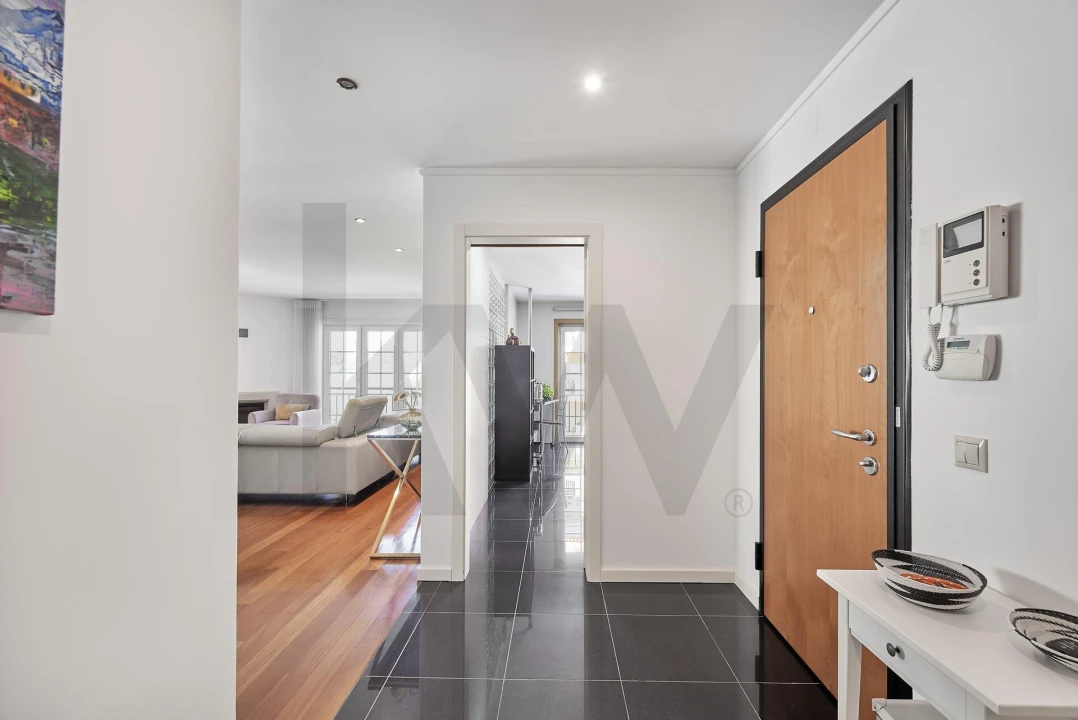Apartamento T2 para Arrendamento em Carcavelos e Parede Foto 6