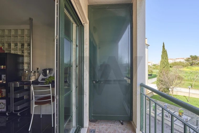 Apartamento T2 para Arrendamento em Carcavelos e Parede Foto 19