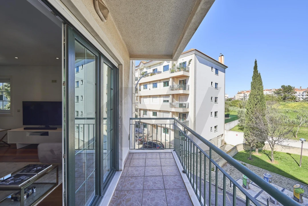 Apartamento T2 para Arrendamento em Carcavelos e Parede Foto 20
