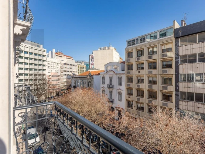 Apartamento T2 para Arrendamento em Avenidas Novas Foto 11