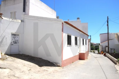 Moradia T5 para Venda em Alcantarilha e Pêra