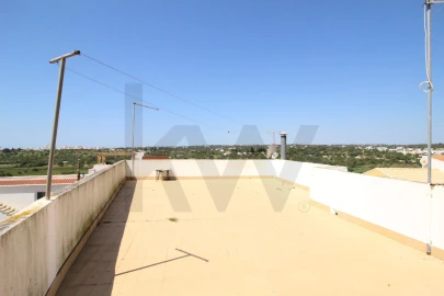 Moradia T5 para Venda em Alcantarilha e Pêra