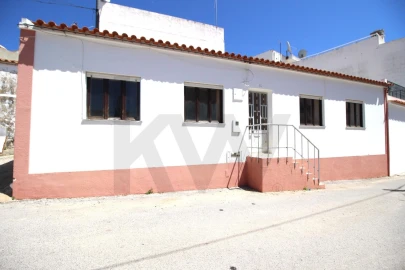 Moradia T5 para Venda em Alcantarilha e Pêra