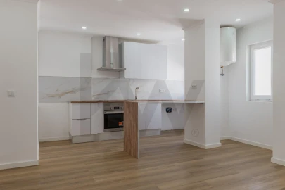 Apartamento T2 para Arrendamento em Barreiro e Lavradio