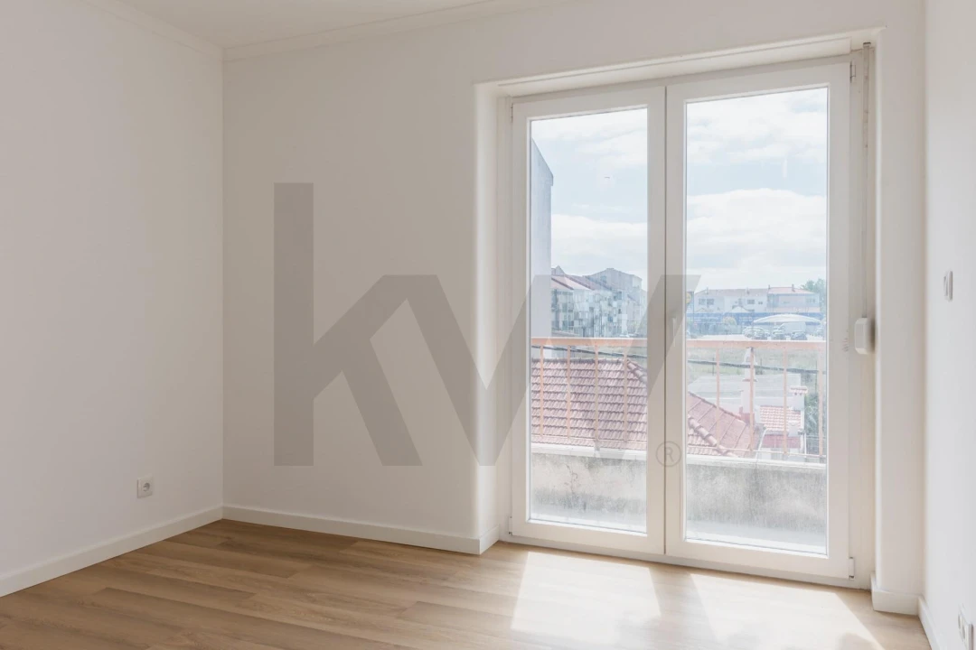 Apartamento T2 para Arrendamento em Barreiro e Lavradio Foto 19