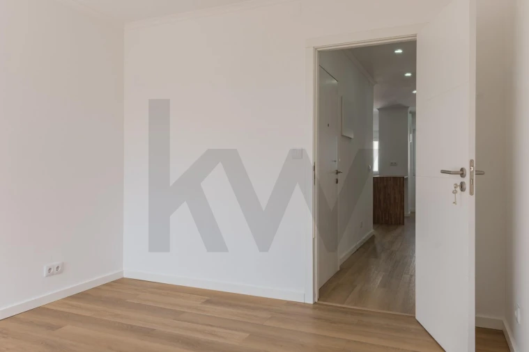Apartamento T2 para Arrendamento em Barreiro e Lavradio Foto 16