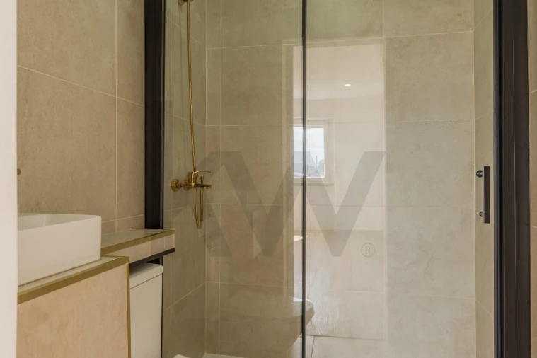 Apartamento T2 para Arrendamento em Barreiro e Lavradio Foto 13