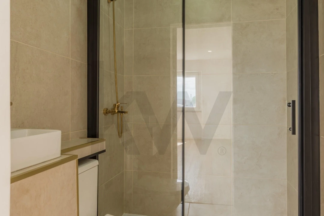 Apartamento T2 para Arrendamento em Barreiro e Lavradio Foto 13