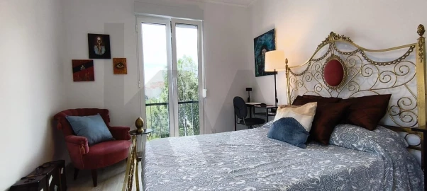 Apartamento T3 para Venda em Santo António dos Cavaleiros e Frielas