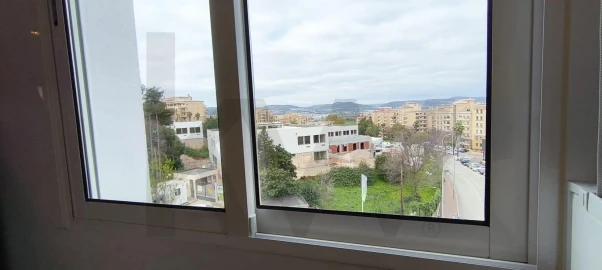 Apartamento T3 para Venda em Santo António dos Cavaleiros e Frielas