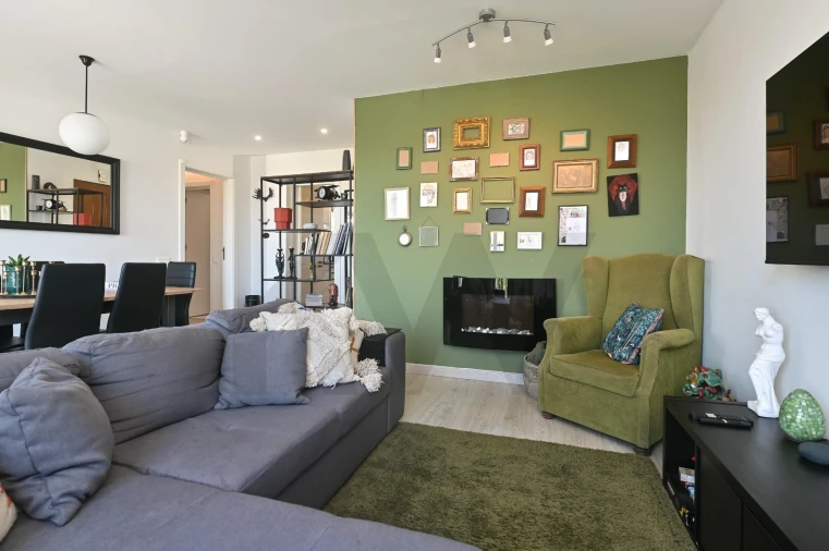 Apartamento T3 para Venda em Santo António dos Cavaleiros e Frielas Foto 10