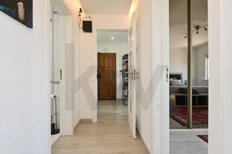 Apartamento T3 para Venda em Santo António dos Cavaleiros e Frielas Foto 14