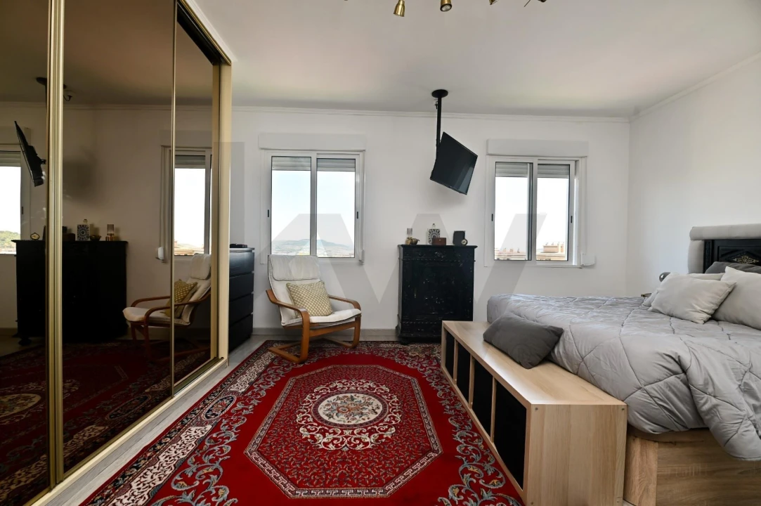 Apartamento T3 para Venda em Santo António dos Cavaleiros e Frielas Foto 16