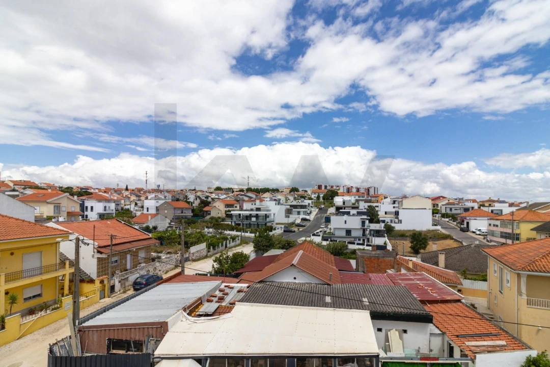 Apartamento T2 para Venda em Santa Iria de Azoia, São João da Talha e Bobadela Foto 17