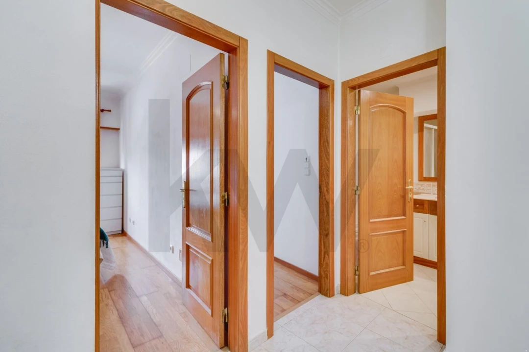 Apartamento T2 para Venda em Santa Iria de Azoia, São João da Talha e Bobadela Foto 22