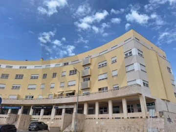 Apartamento T2 para Venda em Santa Iria de Azoia, São João da Talha e Bobadela