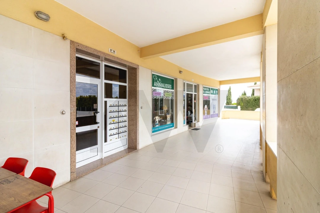 Apartamento T2 para Venda em Santa Iria de Azoia, São João da Talha e Bobadela Foto 5