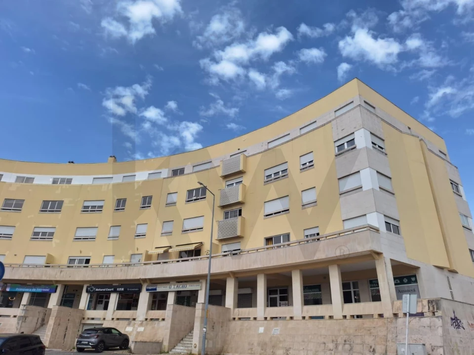 Apartamento T2 para Venda em Santa Iria de Azoia, São João da Talha e Bobadela Foto 1