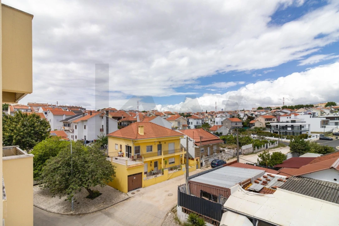 Apartamento T2 para Venda em Santa Iria de Azoia, São João da Talha e Bobadela Foto 16