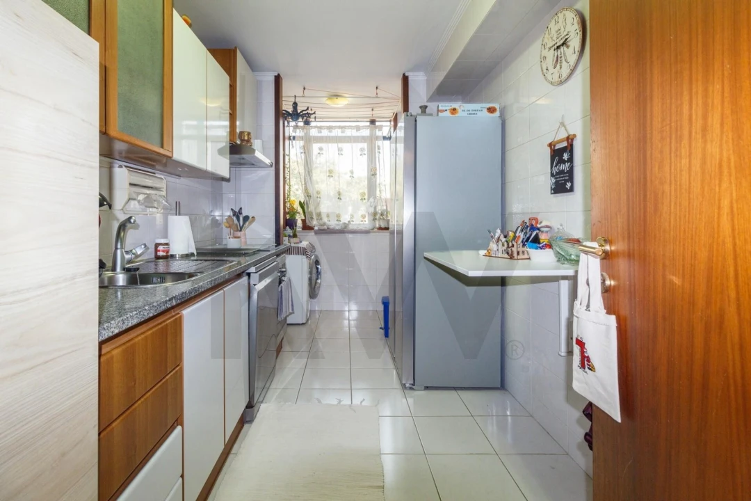 Apartamento T2 para Venda em Mafamude e Vilar do Paraíso Foto 8