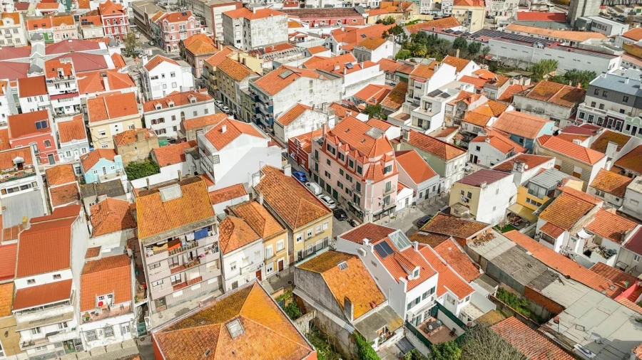 Prédio para Venda em Vila Franca de Xira Foto 35