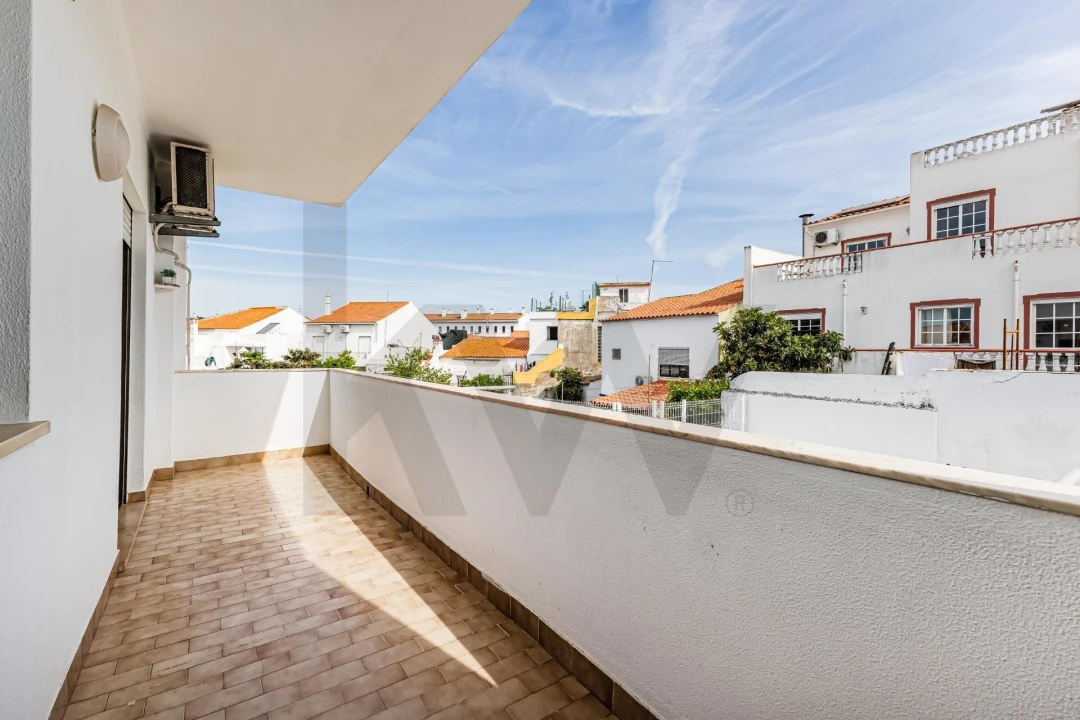 Apartamento T3 para Venda em Silves Foto 11
