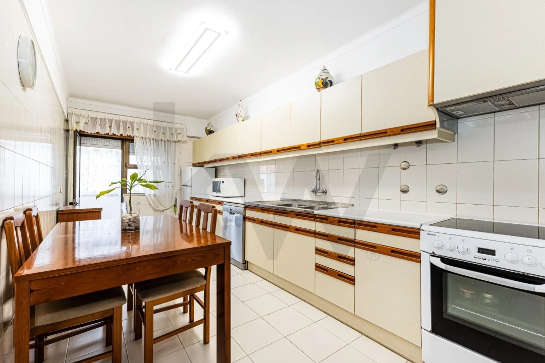 Apartamento T3 para Venda em Silves Foto 8