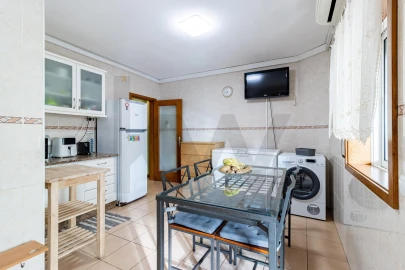 Apartamento T2 para Venda em São João da Madeira