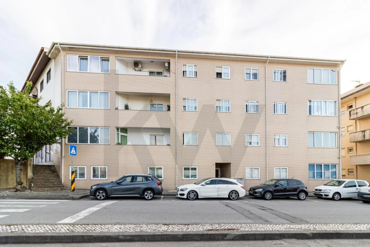Apartamento T2 para Venda em São João da Madeira Foto 22