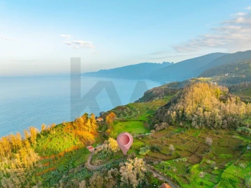 Terreno para Venda em Porto Moniz