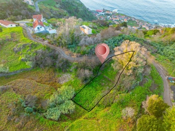 Terreno para Venda em Porto Moniz
