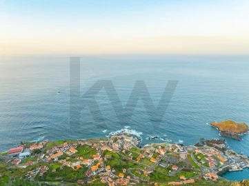 Terreno para Venda em Porto Moniz