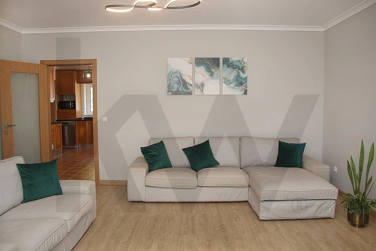 Moradia T4 para Venda em Azueira e Sobral da Abelheira Foto 4