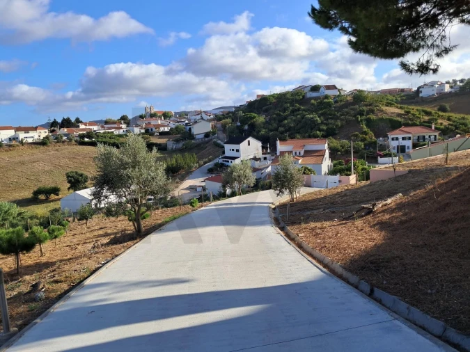 Moradia T4 para Venda em Azueira e Sobral da Abelheira Foto 59