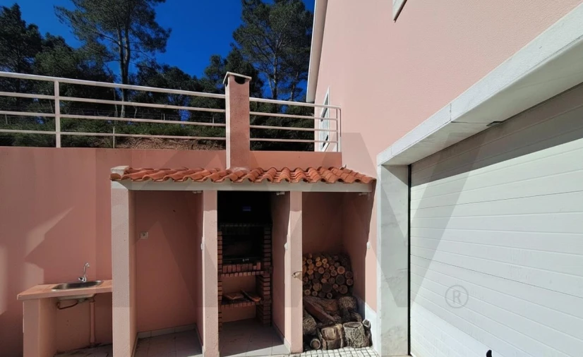 Moradia T4 para Venda em Azueira e Sobral da Abelheira Foto 54
