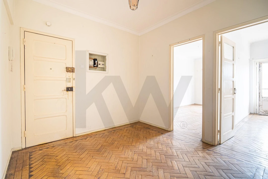 Apartamento T2 para Venda em Queluz e Belas Foto 6