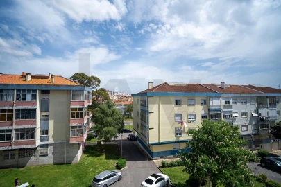 Apartamento T2 para Venda em Queluz e Belas