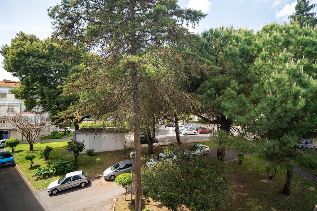 Apartamento T2 para Venda em Queluz e Belas Foto 22