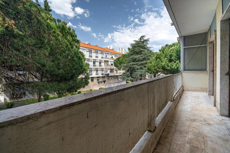 Apartamento T2 para Venda em Queluz e Belas Foto 11